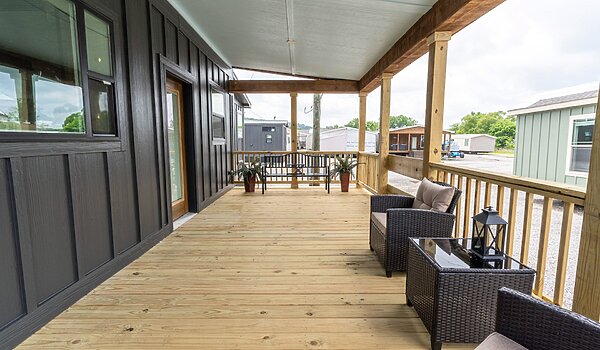 Signature Series / The Barndominium 1 Story DVHBSS-6206-1 Exterior 120909