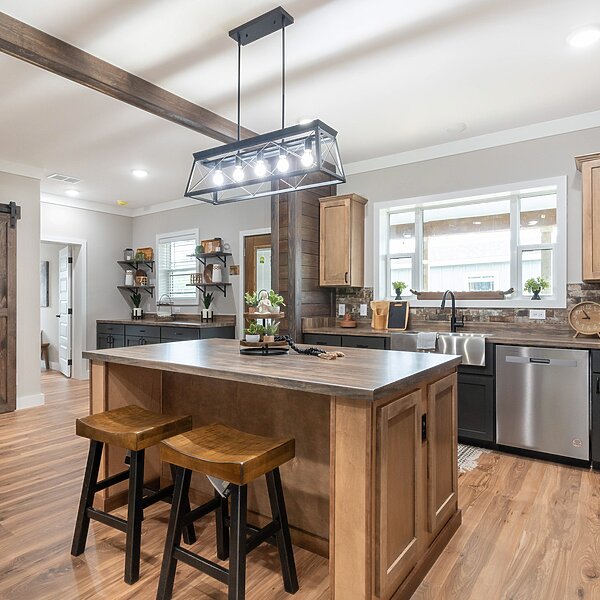 Signature Series / The Barndominium 1 Story DVHBSS-6206-1 Interior 120917