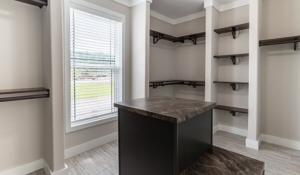 Signature Series / The Barndominium 1 Story DVHBSS-6206-1 Utility 120935