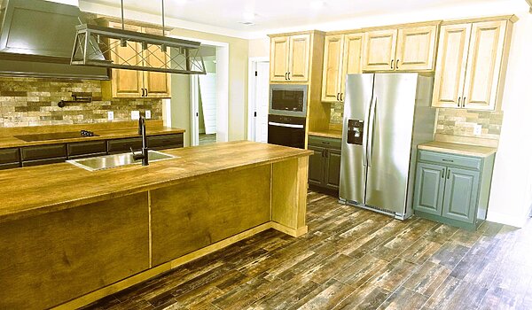 Signature Series / The Ole Hay Barn DVHBSS-4503 Interior 113904