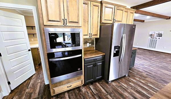 Signature Series / The Ole Hay Barn DVHBSS-4503 Interior 113905
