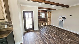 Signature Series / The Ole Hay Barn DVHBSS-4503 Interior 113907