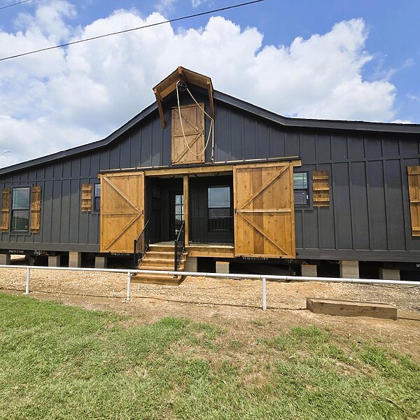 Signature Series / The Ole Hay Barn DVHBSS-4503 Exterior 113900