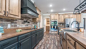 Signature Series / The Ole Hay Barn DVHBSS-4503 Kitchen 117563
