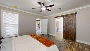 Signature Series / The Ole Hay Barn DVHBSS-4503 Interior 117356