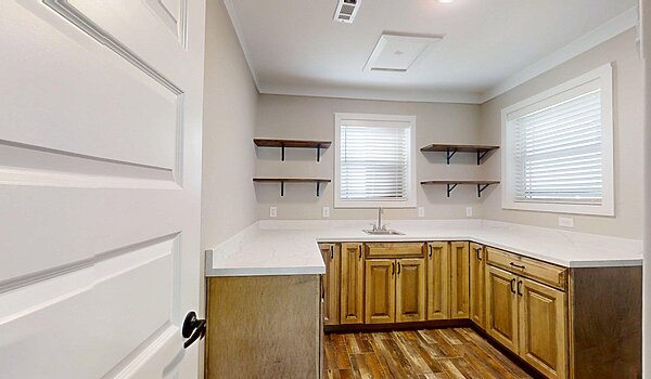 Signature Series / The Ole Hay Barn DVHBSS-4503 Interior 117361