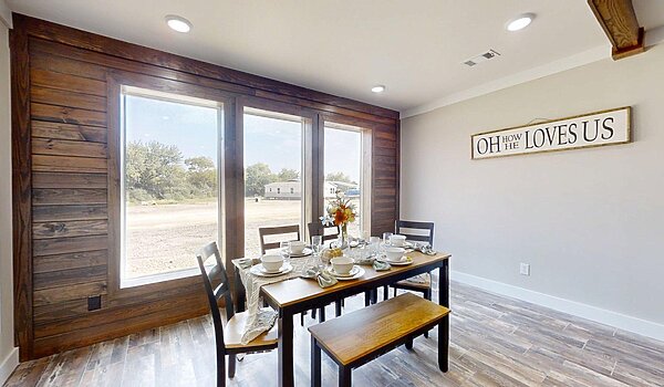 Signature Series / The Ole Hay Barn DVHBSS-4503 Interior 117354