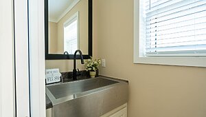 Signature Series / The Barndominium 1 Story DVHBSS-6206-2 Bathroom 120959