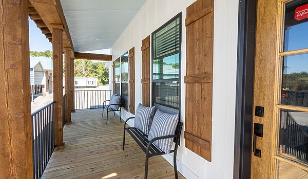 Signature Series / The Barndominium 1 Story DVHBSS-6206-2 Exterior 120941