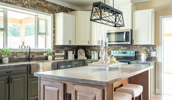 Signature Series / The Barndominium 1 Story DVHBSS-6206-2 Kitchen 120949
