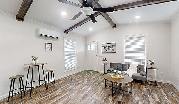 Signature Series / The Fawn DVHBSS-1646 Interior 125986