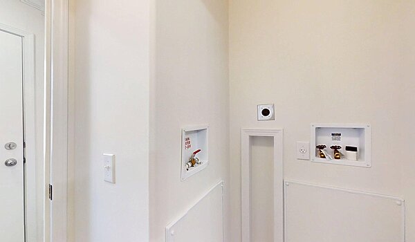 Signature Series / The Fawn DVHBSS-1646 Interior 125992