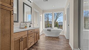 Signature Series / The Country Cottage DVHBSS-6417 Bathroom 126007