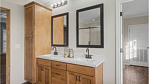 Signature Series / The Country Cottage DVHBSS-6417 Bathroom 126008