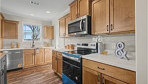 Signature Series / The Country Cottage DVHBSS-6417 Kitchen 126000