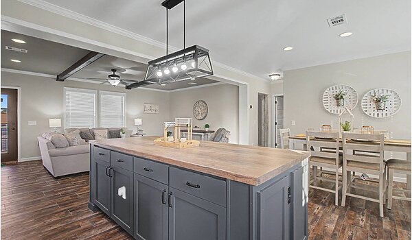 Signature Series / The Country Cottage DVHBSS-6417 Kitchen 126002