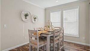 Signature Series / The Country Cottage DVHBSS-6417 Kitchen 126003