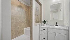 Signature Series / The Haven 2 Story DVHBSS-4501C Bathroom 126030