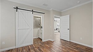 Signature Series / The Haven 2 Story DVHBSS-4501C Bedroom 126026