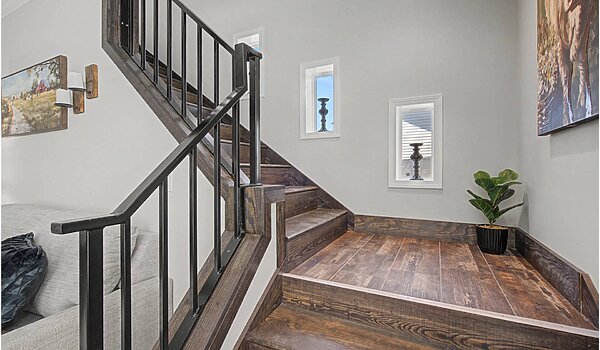 Signature Series / The Haven 2 Story DVHBSS-4501C Interior 126019