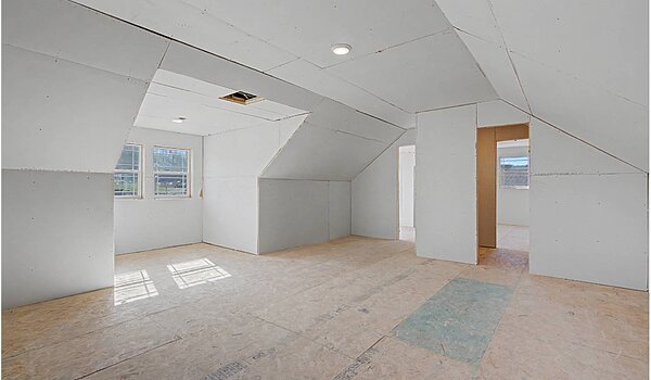 Signature Series / The Haven 2 Story DVHBSS-4501C Utility 126037