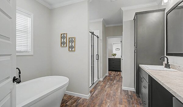 Signature Series / The Taylor DVHBSS-8415 Bathroom 126078