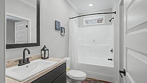 Signature Series / The Taylor DVHBSS-8415 Bathroom 126082
