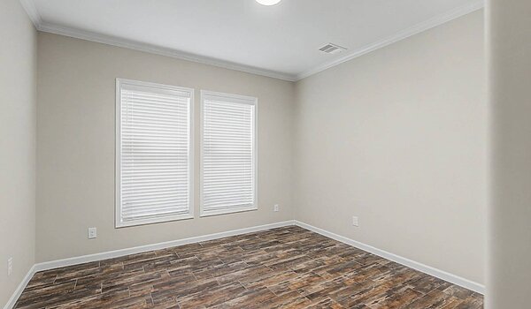 Signature Series / The Taylor DVHBSS-8415 Bedroom 126074