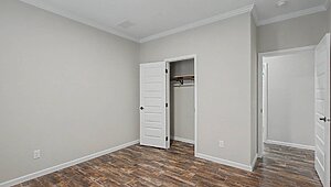 Signature Series / The Taylor DVHBSS-8415 Bedroom 126075