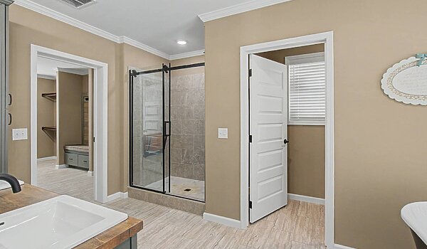 Signature Series / The Clarkson Jr DVHBSS-7014 Bathroom 126099