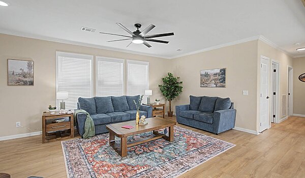 Signature Series / The Clarkson Jr DVHBSS-7014 Interior 126089