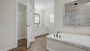 Signature Series / Tahoe Harbor DVHBSS-5802-67 Bathroom 125924