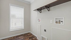 Signature Series / Tahoe Harbor DVHBSS-5802-67 Utility 125927