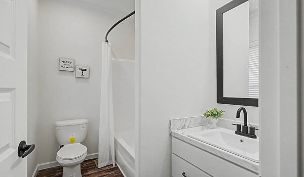 Signature Series / Briarritz DVHBSS-7204B-115 Bathroom 125954