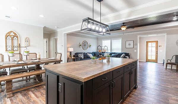 Signature Series / The Woodside DVHBSS-6603D Interior 132526