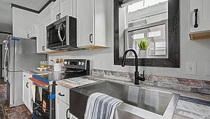 Signature Series / Cozy Cabin XL DVHBSS-MONL-1654-2BR Interior 132542