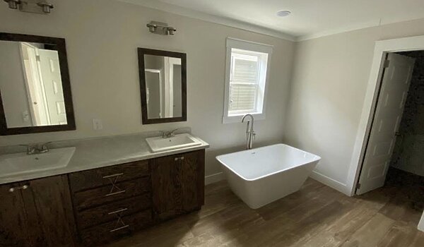 Disciple Series / The Phillip Interior 123444