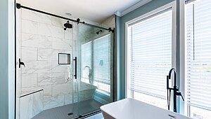 Disciple Series / The King David 64 Bathroom 149071