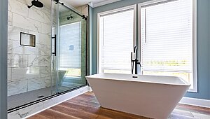 Disciple Series / The King David 64 Bathroom 149073