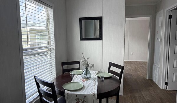 Disciple Series / The Nathaniel Interior 121040