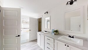 Disciple Series / The King David 76 Interior 121409