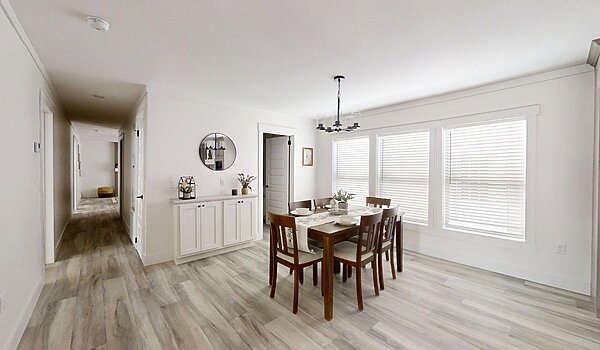 Disciple Series / The King David 76 Interior 121401