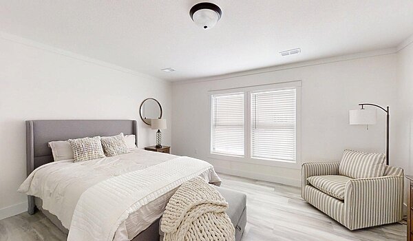 Disciple Series / The King David 76 Interior 121406