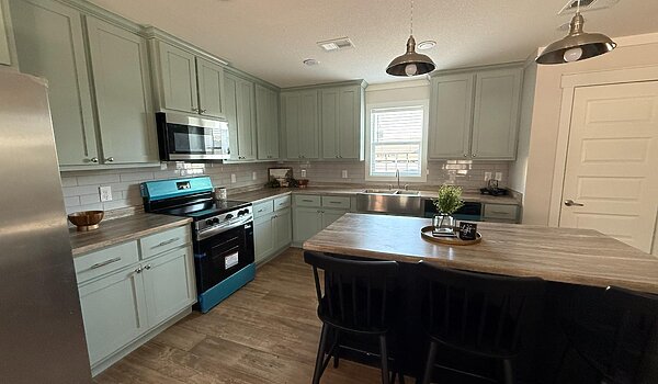 Disciple Series / The KC Interior 121649