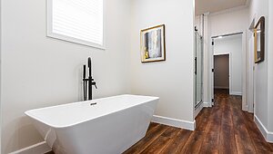 Disciple Series / The John w/ 9 Foot Ceilings Bathroom 149016