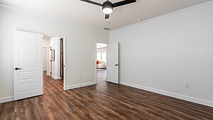 Disciple Series / The John w/ 9 Foot Ceilings Bedroom 149013