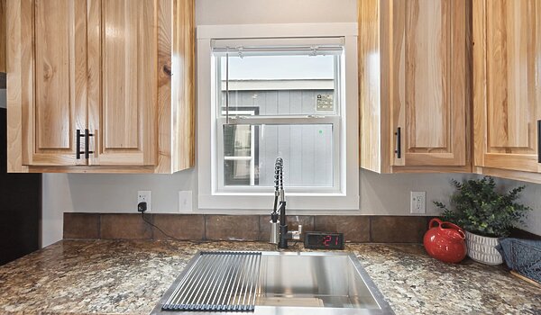 Compact Cabin / 130-1660H22101 Kitchen 113114