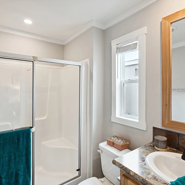 Compact Cabin / 130-1660H22101 Bathroom 113121
