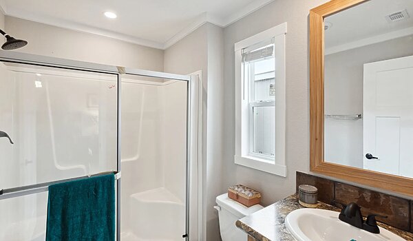 Compact Cabin / 130-1660H22101 Bathroom 113121