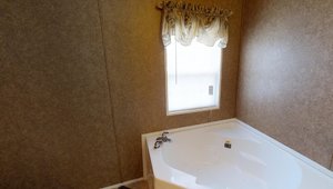 MD 32' Doubles / MD-19-32 Bathroom 7588